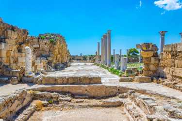 Wycieczka Miasto duchów, Famagusta, Salamina z rejsem na Blue Lagoon i zatokę żółwi z Protaras